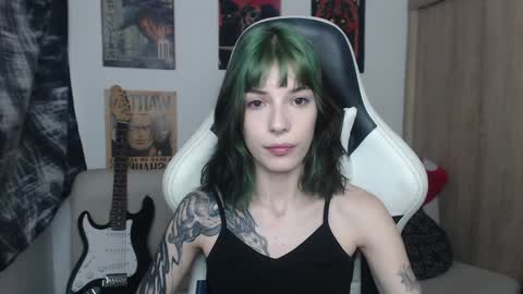 Cassie online show from 4, 1, 2025