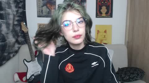 Cassie online show from 8, 2, 2025