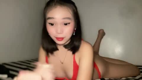 lovely_cittie18 online show from 15, 12, 2025