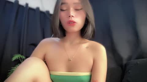 lovely_cittie18 online show from 9, 3, 2026