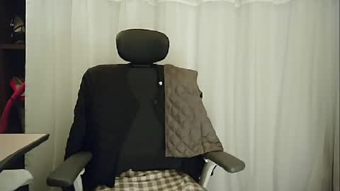 DANA KIM online show from 8, 3, 2025