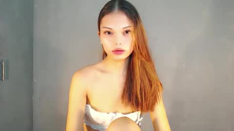 Snapshot of lovely_darlingx chatting on 9, 6, 2026 Precious . online show from 9, 6, 2026