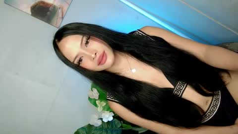 lovely_felicity online show from 21, 7, 2026
