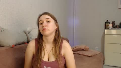 Lovely Hayley online show from 17, 12, 2024