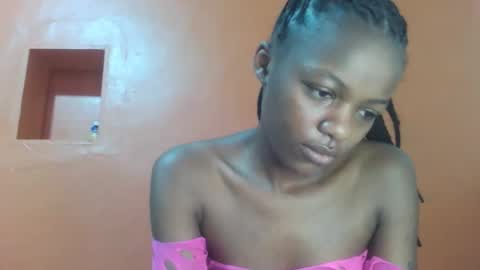 Lovely yvonne online show from 8, 11, 2025