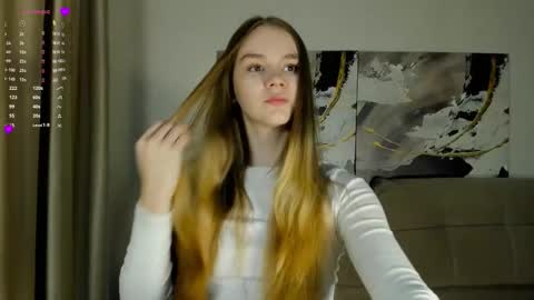 lovelygracee online show from 25, 9, 2025