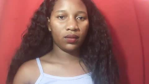 lovelylarra online show from 1, 3, 2026