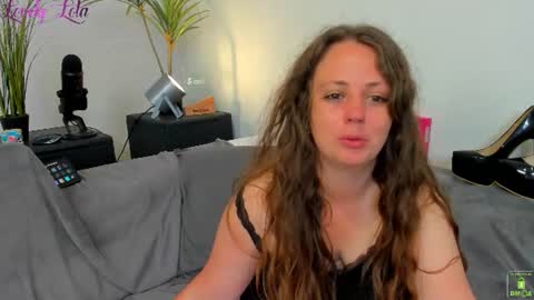 Snapshot of lovelylola_fr chatting on 14, 7, 2026 Lola online show from 14, 7, 2026