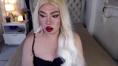 Rebeca online show from 12, 1, 2025