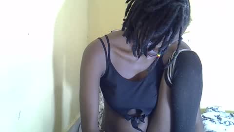 lovelymee2 online show from 12, 10, 2025