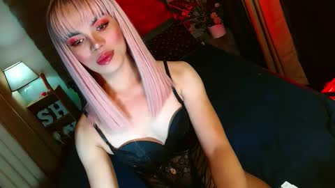 Snapshot of lovelymiss_shyna11 chatting on 8, 11, 2025 lovelymiss_shyna11 online show from 8, 11, 2025