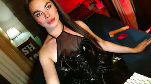 Snapshot of lovelymiss_shyna11 chatting on 11, 11, 2025 lovelymiss_shyna11 online show from 11, 11, 2025