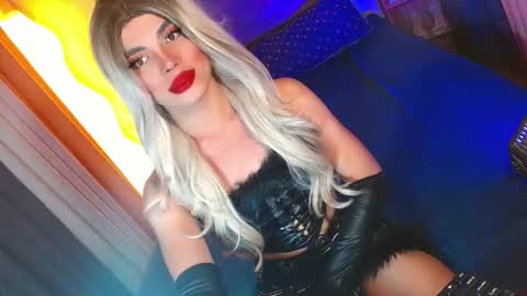 lovelymiss_shyna11 online show from 9, 3, 2026