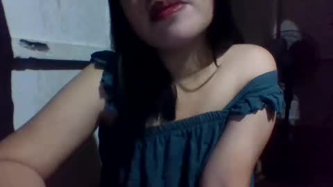 Snapshot of lovelymocha27 chatting on 5, 3, 2025 lovelymocha27s online show from 5, 3, 2025