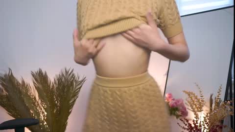 Snapshot of lovelynightt chatting on 16, 1, 2025 kim online show from 16, 1, 2025