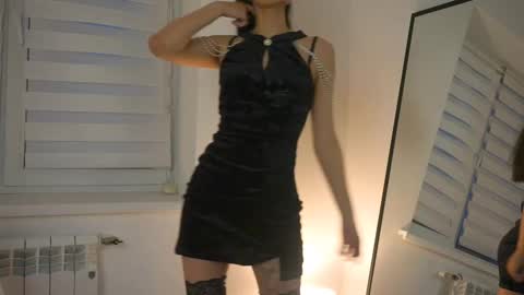 Snapshot of lovelynightt chatting on 24, 2, 2025 kim online show from 24, 2, 2025