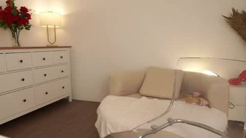 kim online show from 19, 4, 2026