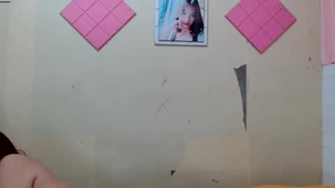 Snapshot of lovelypetitebigcock chatting on 28, 11, 2025 lovelypetitebigcock online show from 28, 11, 2025