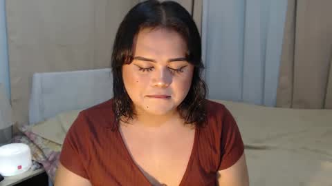 Snapshot of lovelypinaychubsx chatting on 8, 12, 2024 lovely online show from 8, 12, 2024