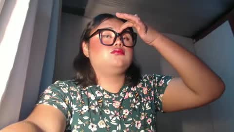 Snapshot of lovelypinaychubsx chatting on 28, 12, 2024 lovely online show from 28, 12, 2024