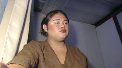 Snapshot of lovelypinaychubsx chatting on 3, 1, 2025 lovely online show from 3, 1, 2025