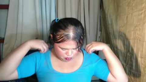 Snapshot of lovelypinaychubsx chatting on 23, 1, 2025 lovely online show from 23, 1, 2025