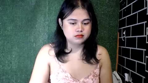 Snapshot of lovelypinaychubsx chatting on 23, 9, 2025 lovely online show from 23, 9, 2025