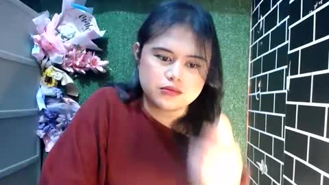 Snapshot of lovelypinaychubsx chatting on 13, 10, 2025 lovely online show from 13, 10, 2025
