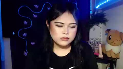 Snapshot of lovelypinaychubsx chatting on 25, 11, 2025 lovely online show from 25, 11, 2025