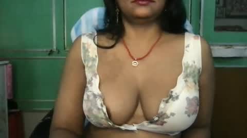 lovelyrose36 online show from 14, 6, 2026