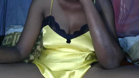 miss fancy louis online show from 19, 2, 2026