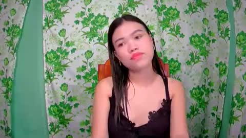 lovemae352295 online show from 25, 12, 2024