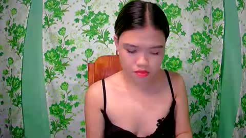lovemae352295 online show from 25, 12, 2024