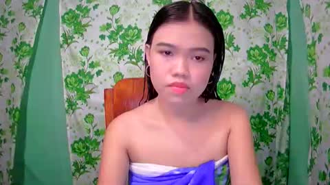 lovemae352295 online show from 17, 1, 2025