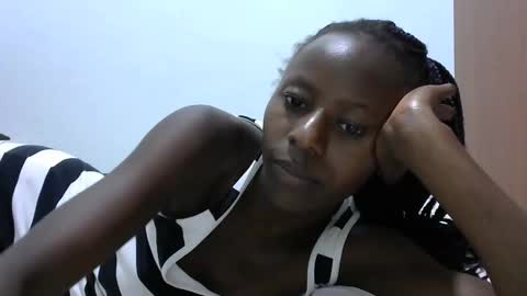 lovergal222 online show from 5, 2, 2025