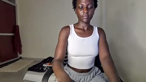 Snapshot of lovergirl2003 chatting on 31, 1, 2025 Kate online show from 31, 1, 2025