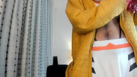 loverisu online show from 8, 1, 2026