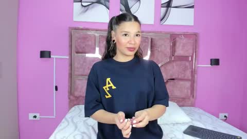 loversvalery online show from 4, 12, 2025