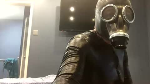 Snapshot of lovetogetwatched7363 chatting on 26, 7, 2026 Ribtickler online show from 26, 7, 2026