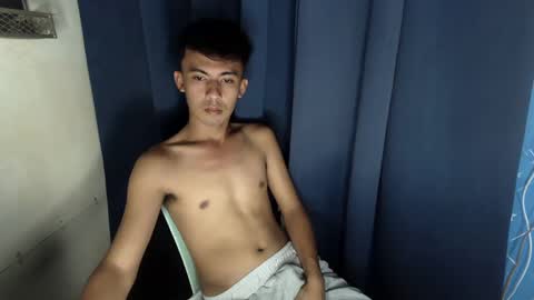 lovetosuckxox online show from 14, 2, 2025