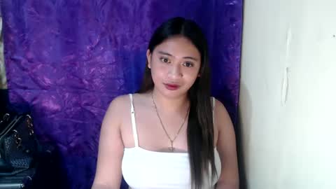 Snapshot of loveyoureign06 chatting on 10, 1, 2025 Ryn online show from 10, 1, 2025
