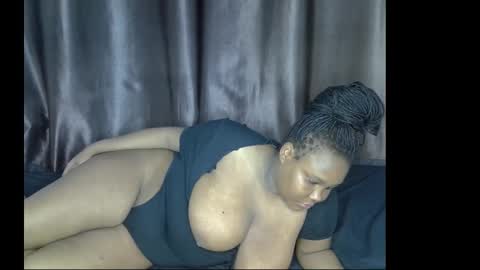 loveytiana online show from 4, 12, 2025