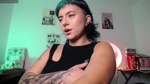 Snapshot of loving_alma chatting on 19, 10, 2025 loving_alma online show from 19, 10, 2025