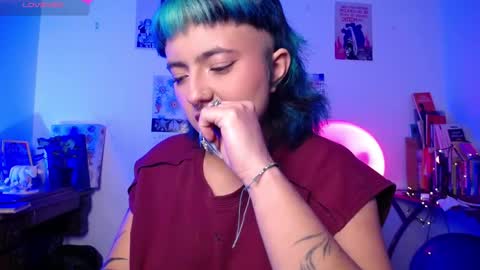 Snapshot of loving_alma chatting on 27, 11, 2025 loving_alma online show from 27, 11, 2025