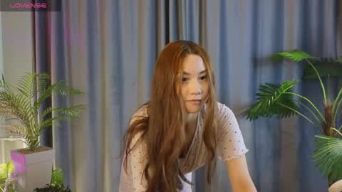 Snapshot of lowkeywild_ chatting on 4, 6, 2026 lowkeywild_ online show from 4, 6, 2026