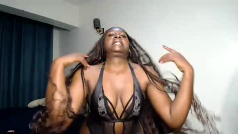 Snapshot of loyalcutie chatting on 17, 7, 2026 loyalcutie online show from 17, 7, 2026
