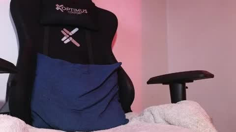   online show from 20, 4, 2026