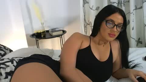 Snapshot of luanaxdess chatting on 12, 12, 2024 Luana Dess online show from 12, 12, 2024