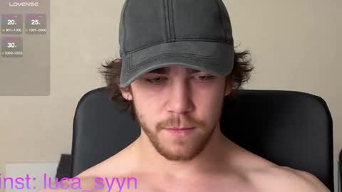 Snapshot of luca_syn chatting on 27, 10, 2025 Luca S online show from 27, 10, 2025