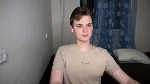 Lucas Gill online show from 6, 12, 2024